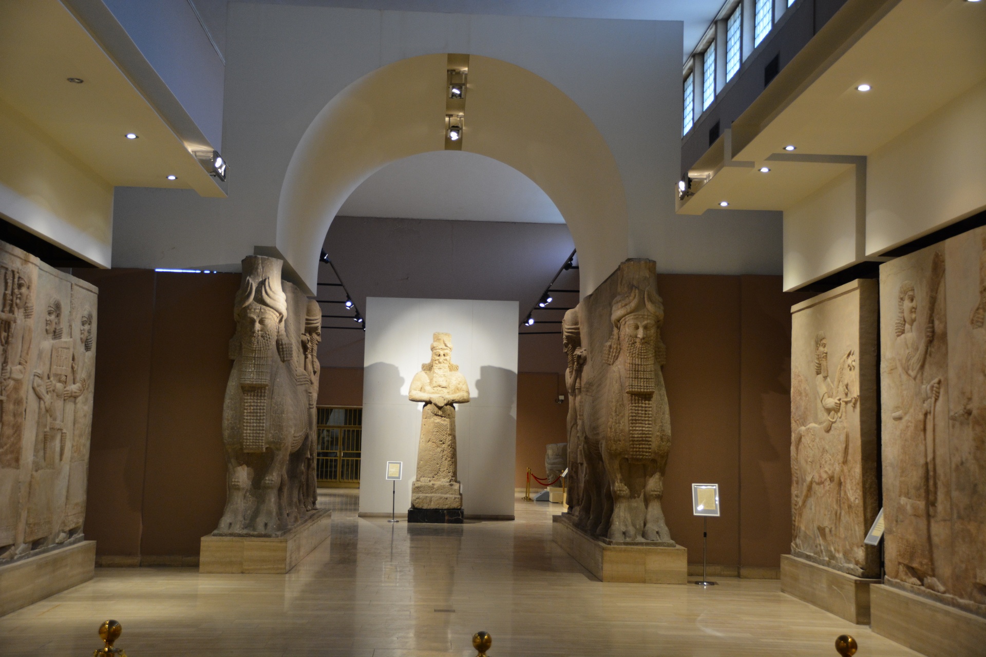 NIMRUD GATE - IRAQ MUSEUM